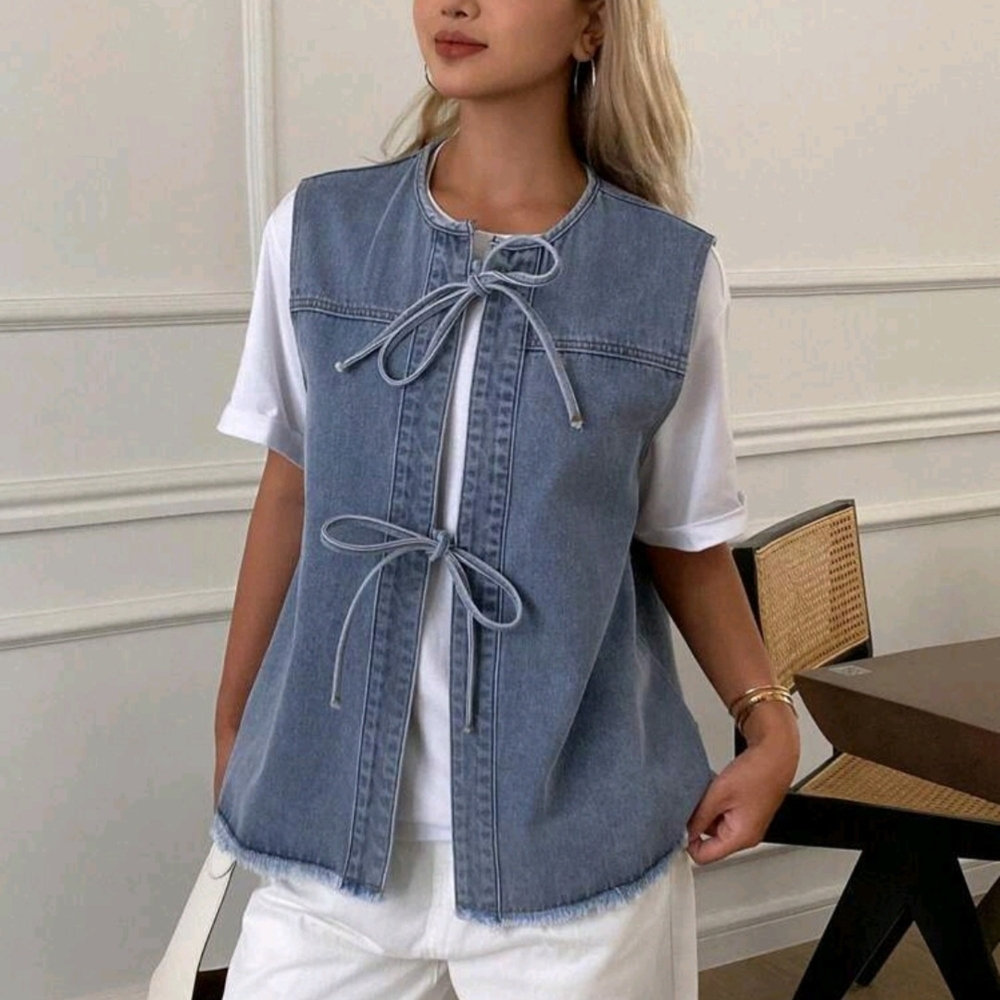 Trendy Blue Tie-Front Denim Vest